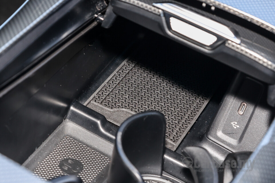Mercedes-Benz GLC X254 (2023) Interior