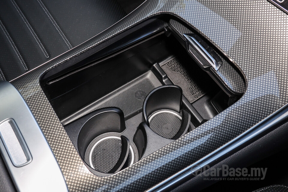 Mercedes-Benz GLC X254 (2023) Interior