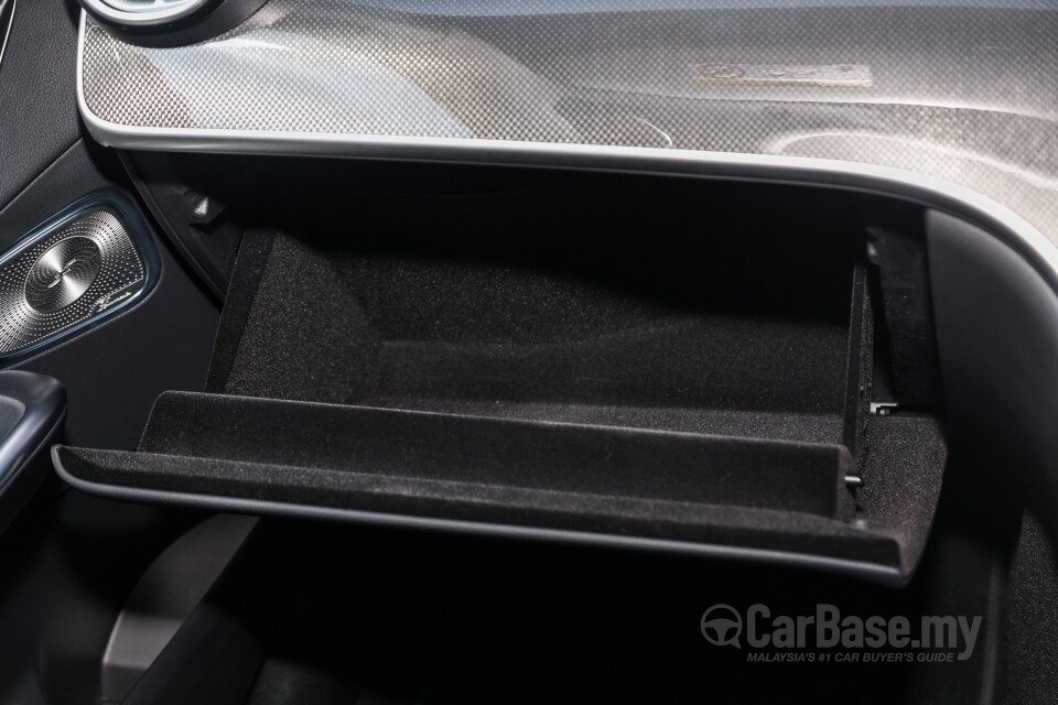 Mercedes-Benz GLC X254 (2023) Interior