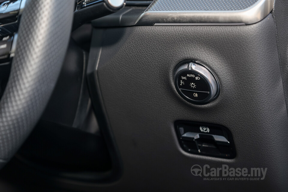 Mercedes-Benz GLC X254 (2023) Interior