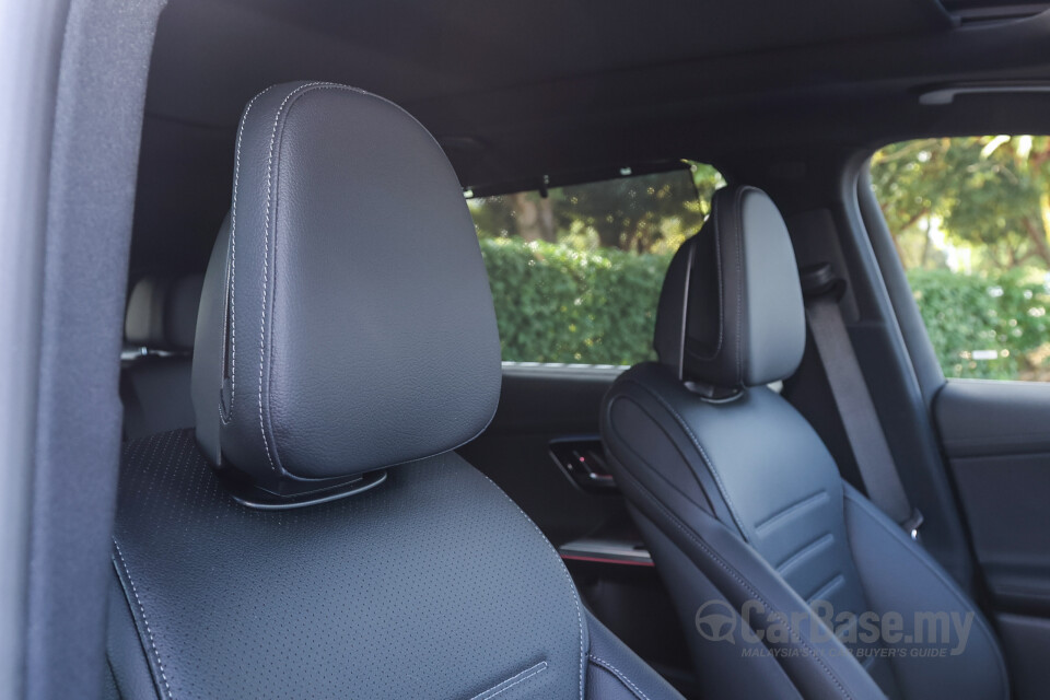 Mercedes-Benz GLC X254 (2023) Interior