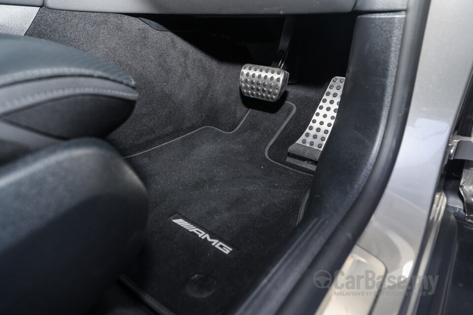 Mercedes-Benz GLC X254 (2023) Interior