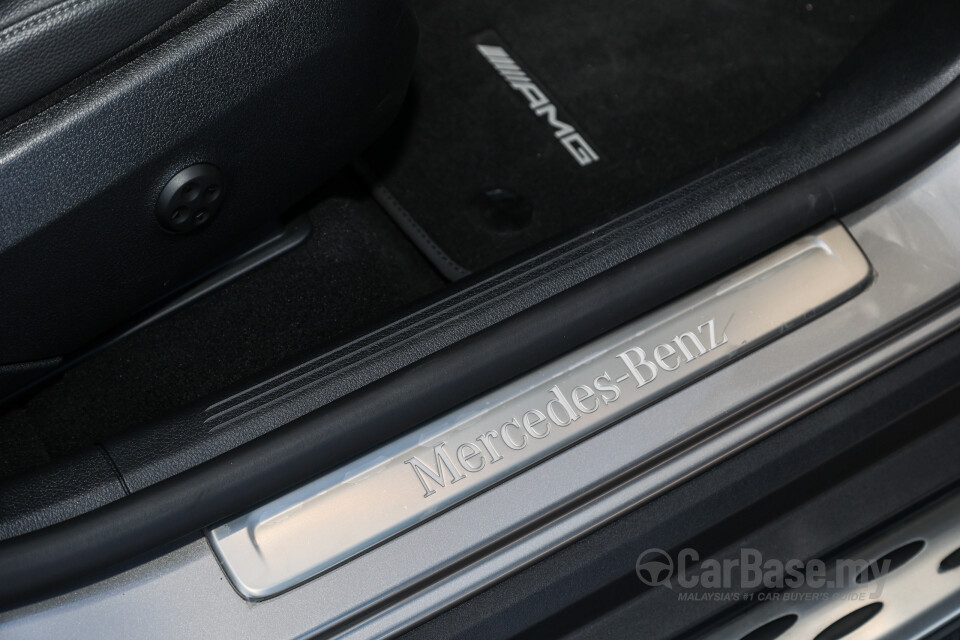 Mercedes-Benz GLC X254 (2023) Interior
