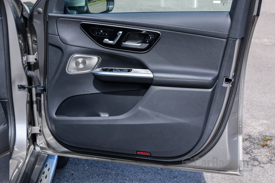 Mercedes-Benz GLC X254 (2023) Interior