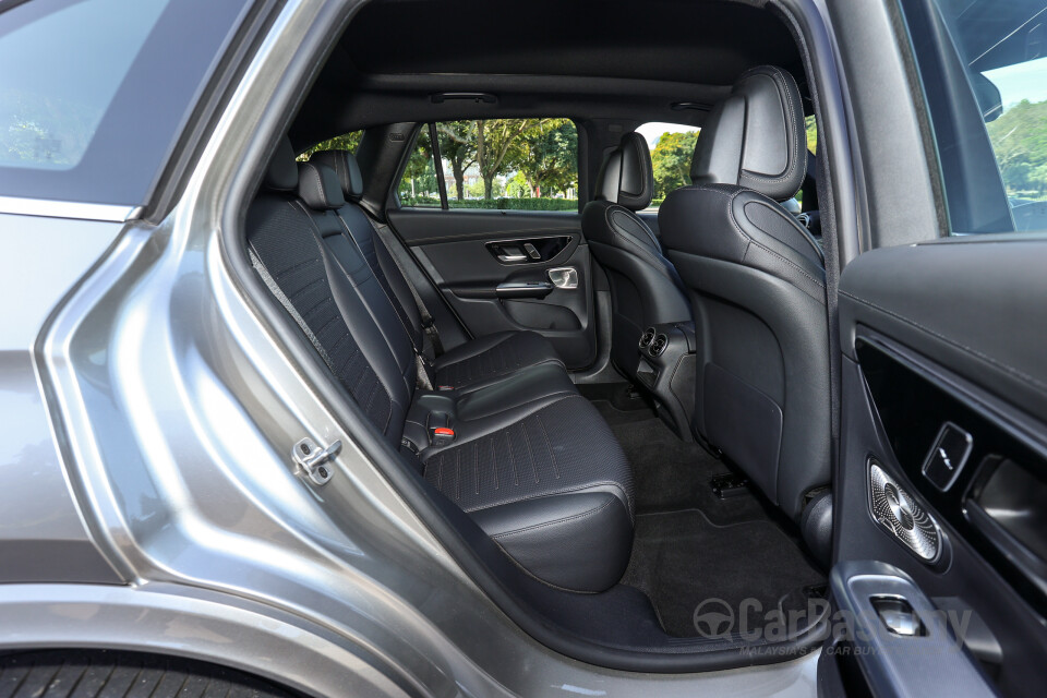 Mercedes-Benz GLC X254 (2023) Interior