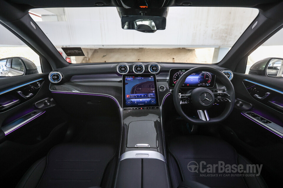 Mercedes-Benz GLC X254 (2023) Interior