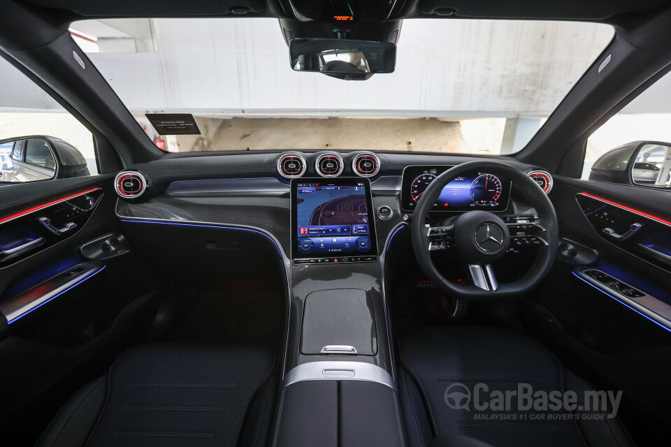 Mercedes-Benz GLC X254 (2023) Interior