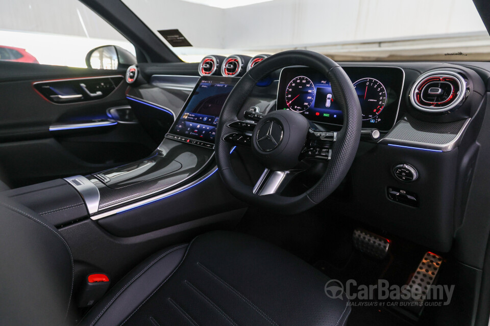 Mercedes-Benz GLC X254 (2023) Interior