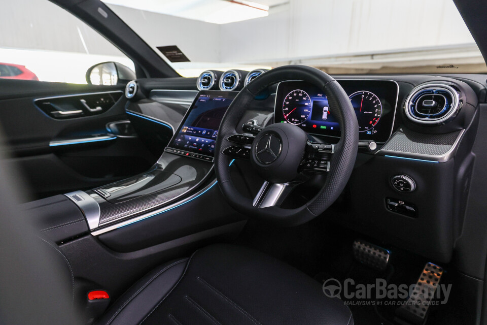 Mercedes-Benz GLC X254 (2023) Interior