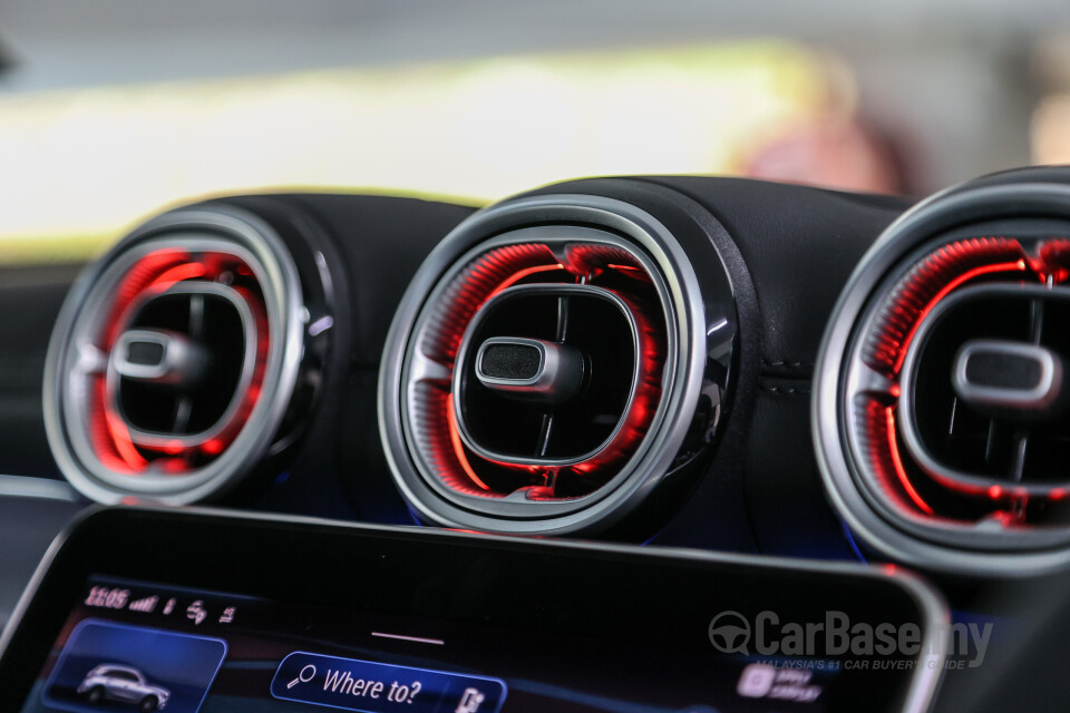 Mercedes-Benz GLC X254 (2023) Interior