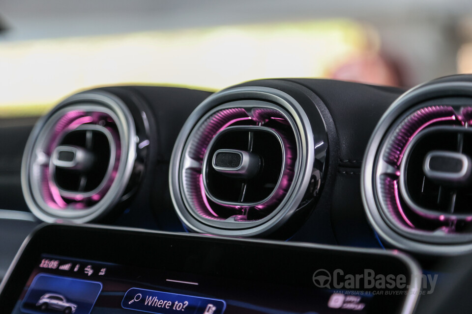 Mercedes-Benz GLC X254 (2023) Interior