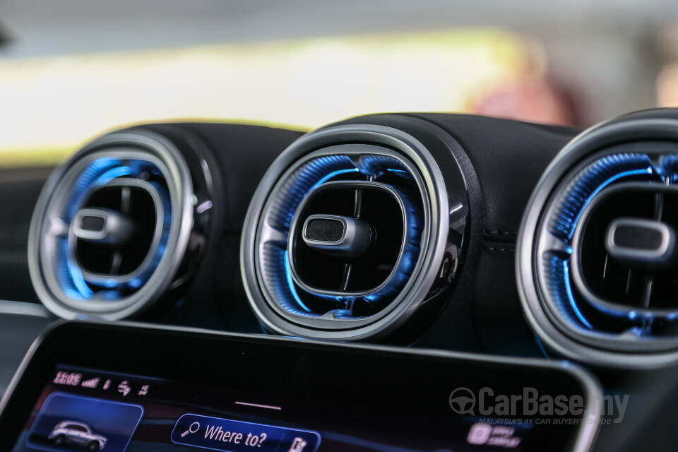 Mercedes-Benz GLC X254 (2023) Interior