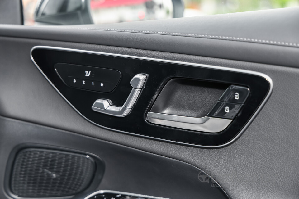 Mercedes-Benz GLC X254 (2023) Interior