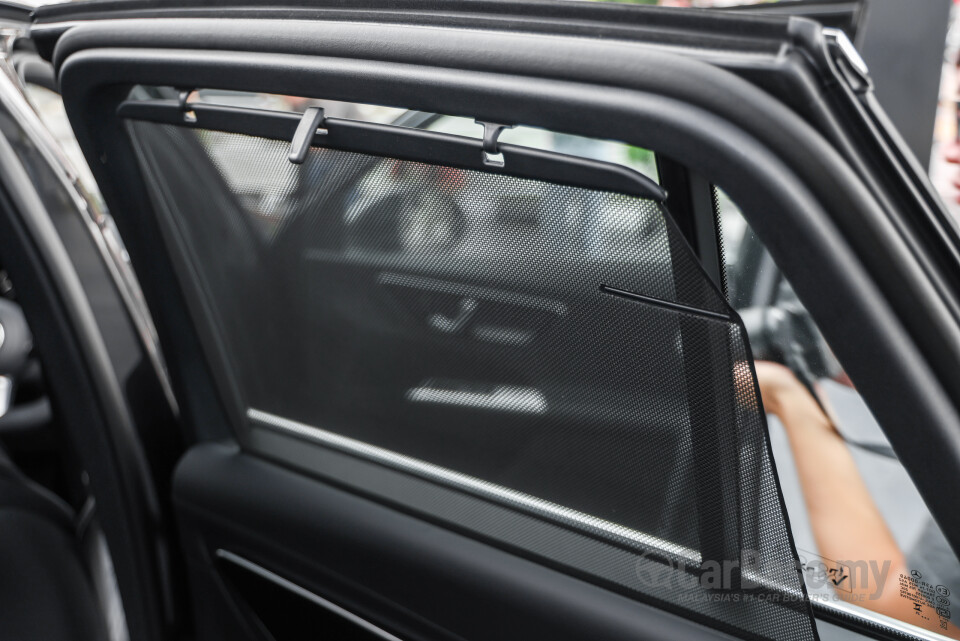 Mercedes-Benz GLC X254 (2023) Interior