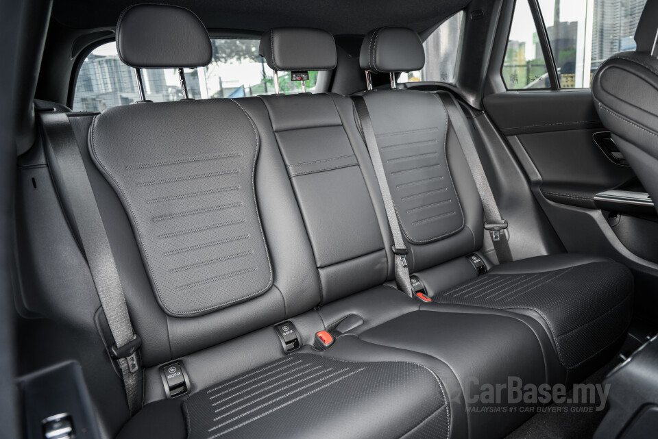 Mercedes-Benz GLC X254 (2023) Interior