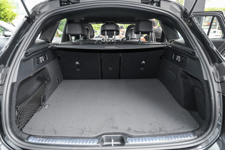 Mercedes-Benz GLC X254 (2023) Interior