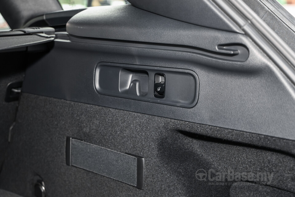 Mercedes-Benz GLC X254 (2023) Interior