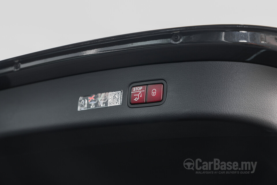 Mercedes-Benz GLC X254 (2023) Interior