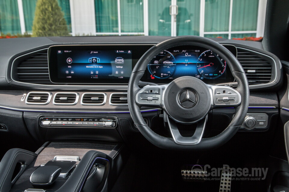 BMW i4 G26 (2022) Interior