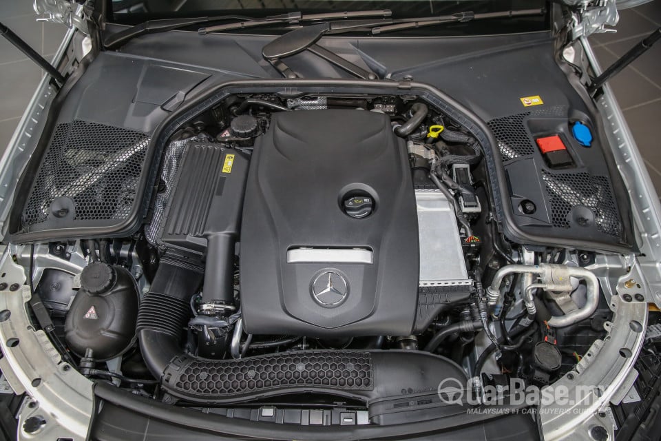 Mercedes-Benz C-Class Cabriolet A205 (2016) Exterior
