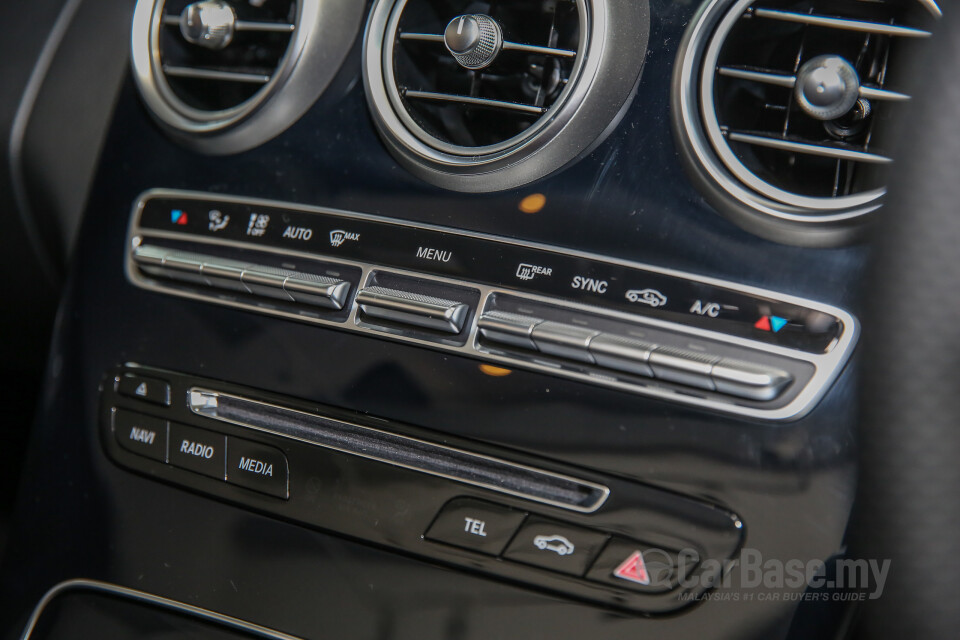 Mitsubishi ASX Mk1 Facelift (2013) Interior