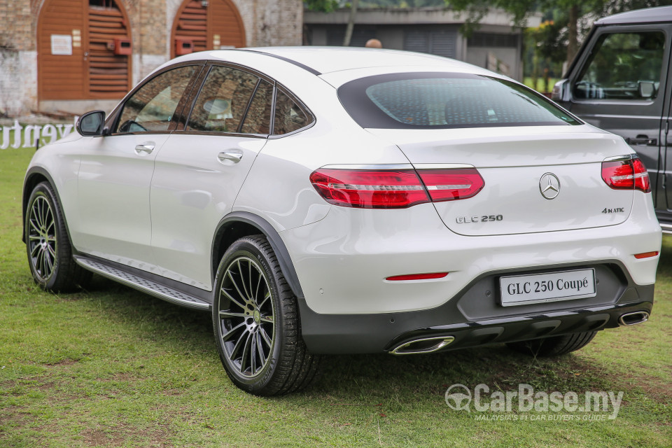 Mercedes-Benz GLC Coupe C253 (2016) Exterior