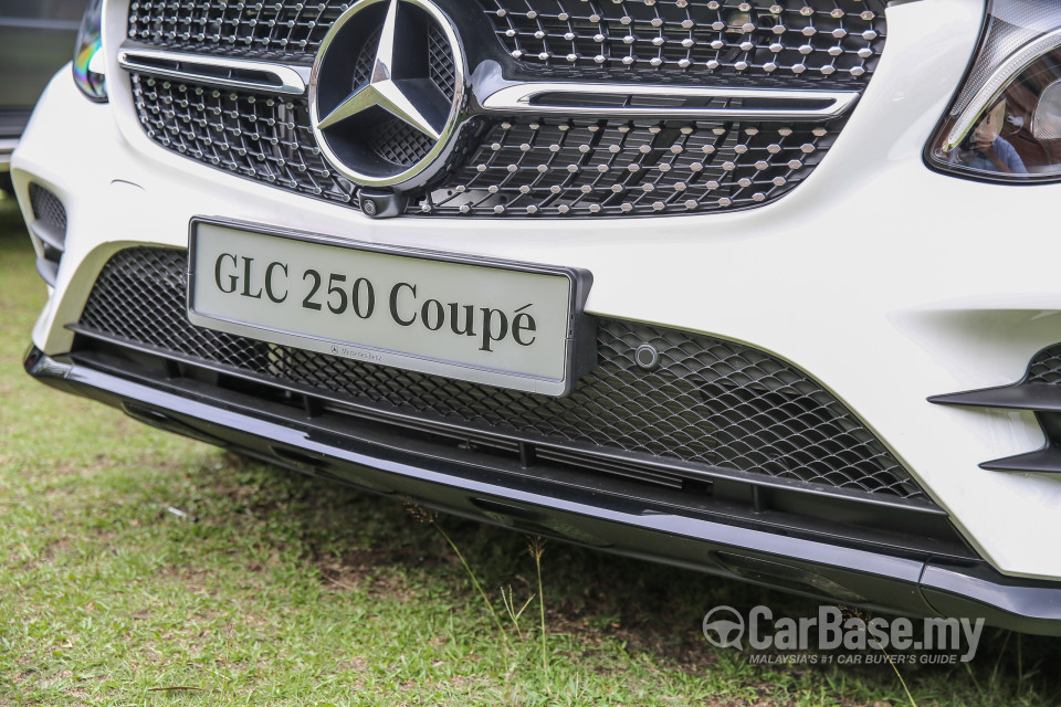 Mercedes-Benz GLC Coupe C253 (2016) Exterior