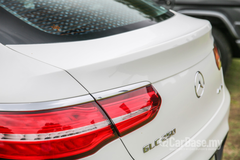 Mercedes-Benz GLC Coupe C253 (2016) Exterior