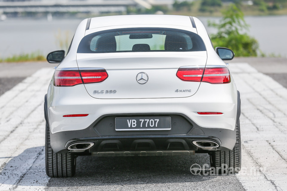 Mercedes-Benz GLC Coupe C253 (2016) Exterior