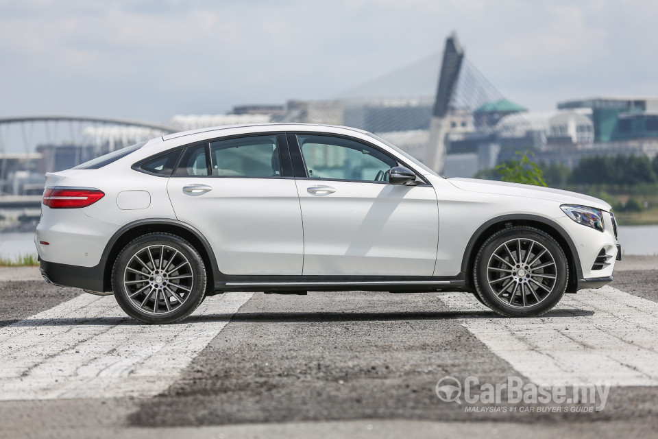 Mercedes-Benz GLC Coupe C253 (2016) Exterior