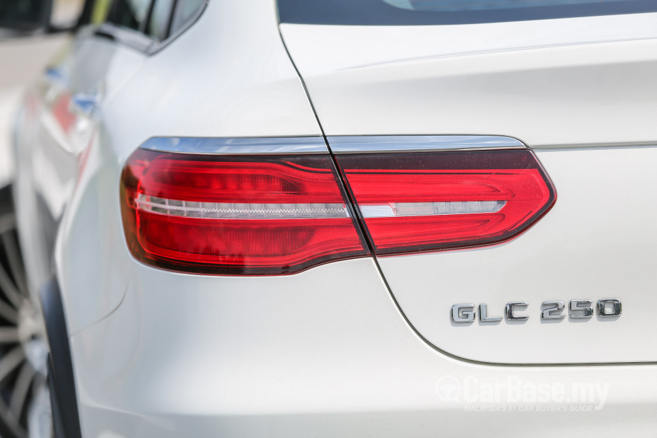Mercedes-Benz GLC Coupe C253 (2016) Exterior