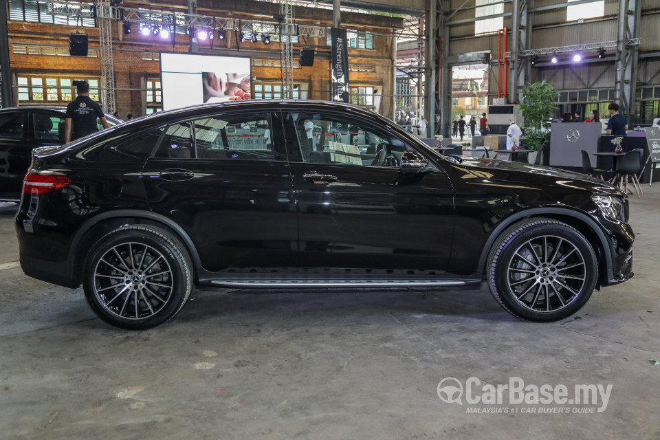 Mercedes-Benz GLC Coupe C253 (2016) Exterior