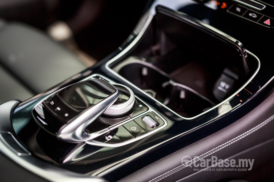 Mercedes-Benz GLC Coupe C253 (2016) Interior