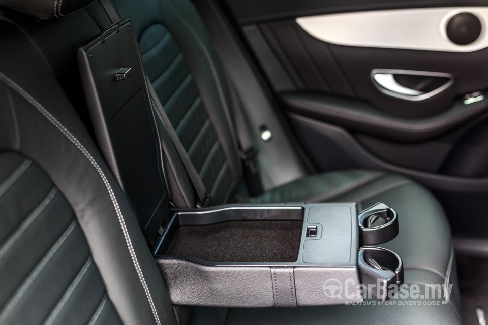 Mercedes-Benz GLC Coupe C253 (2016) Interior