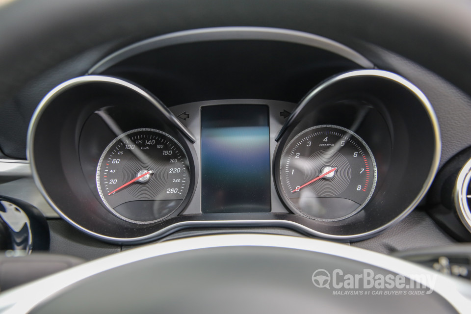 Mercedes-Benz GLC Coupe C253 (2016) Interior