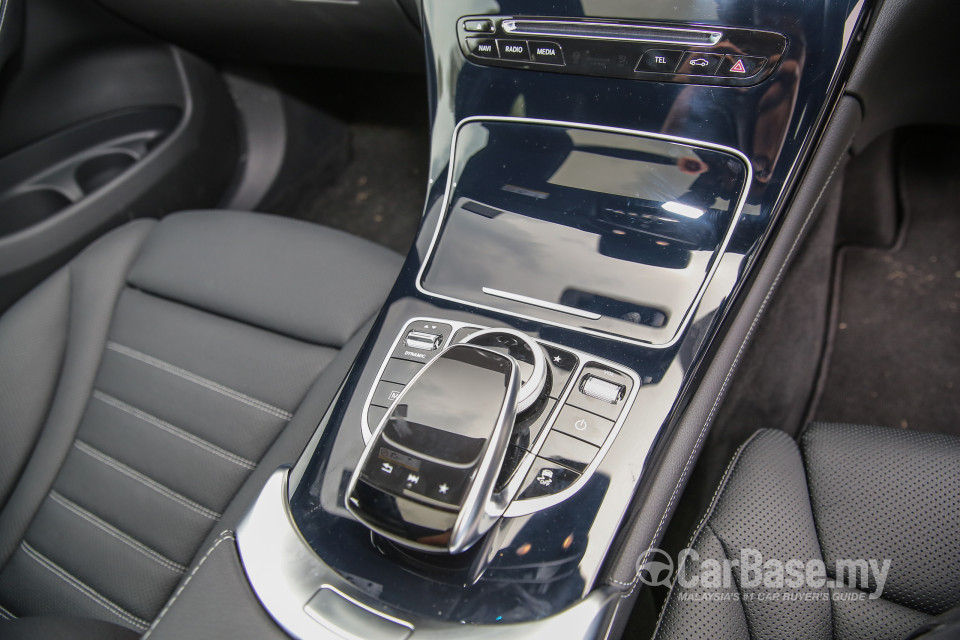 Mercedes-Benz GLC Coupe C253 (2016) Interior