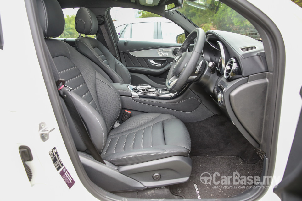 Mercedes-Benz GLC Coupe C253 (2016) Interior