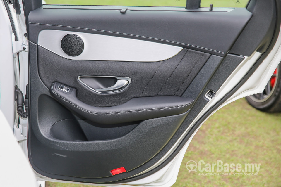 Mercedes-Benz GLC Coupe C253 (2016) Interior