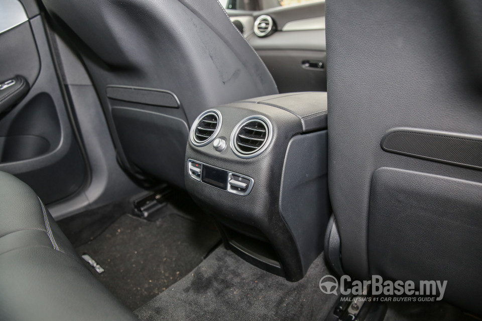 Mercedes-Benz GLC Coupe C253 (2016) Interior