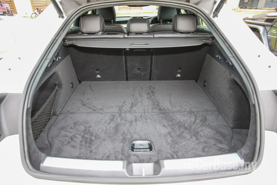 Mercedes-Benz GLC Coupe C253 (2016) Interior