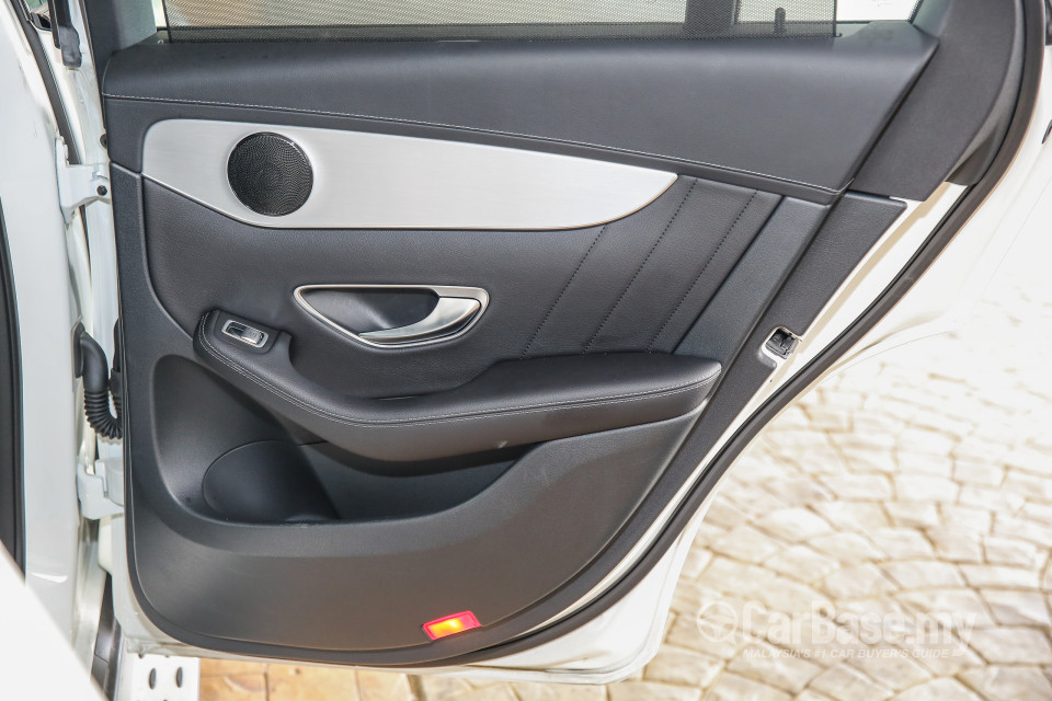 Mercedes-Benz GLC Coupe C253 (2016) Interior