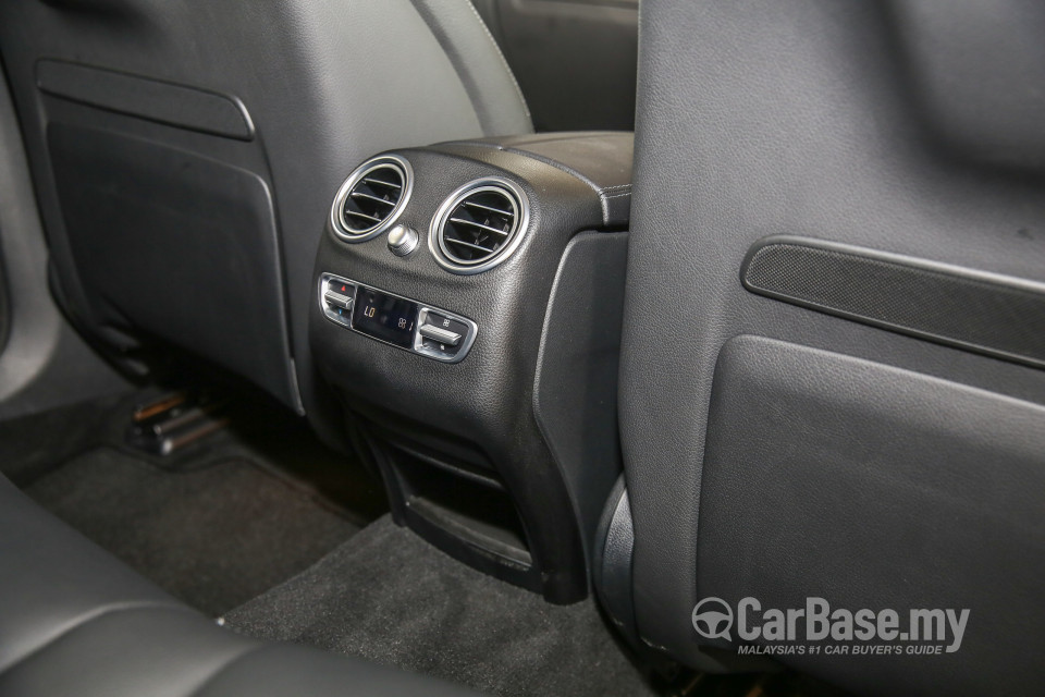 Mercedes-Benz GLC Coupe C253 (2016) Interior