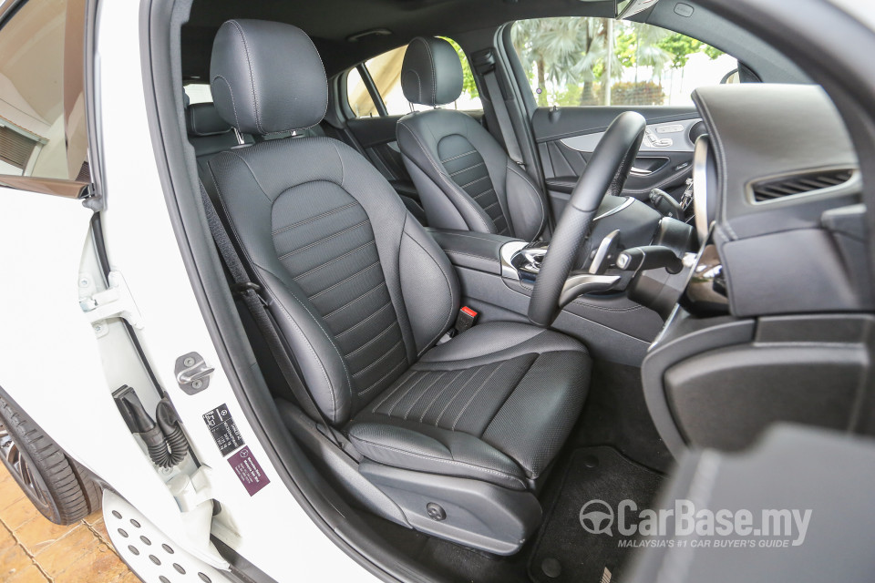 Mercedes-Benz GLC Coupe C253 (2016) Interior