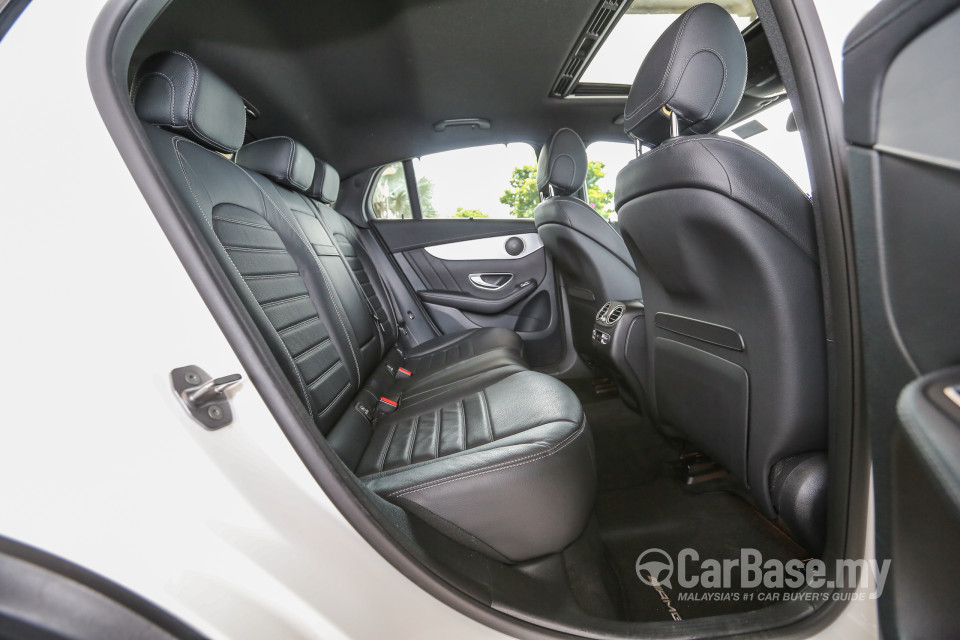 Mercedes-Benz GLC Coupe C253 (2016) Interior