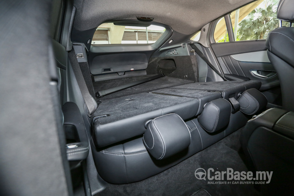 Mercedes-Benz GLC Coupe C253 (2016) Interior