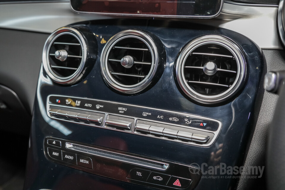 Land Rover Range Rover L405 (2013) Interior