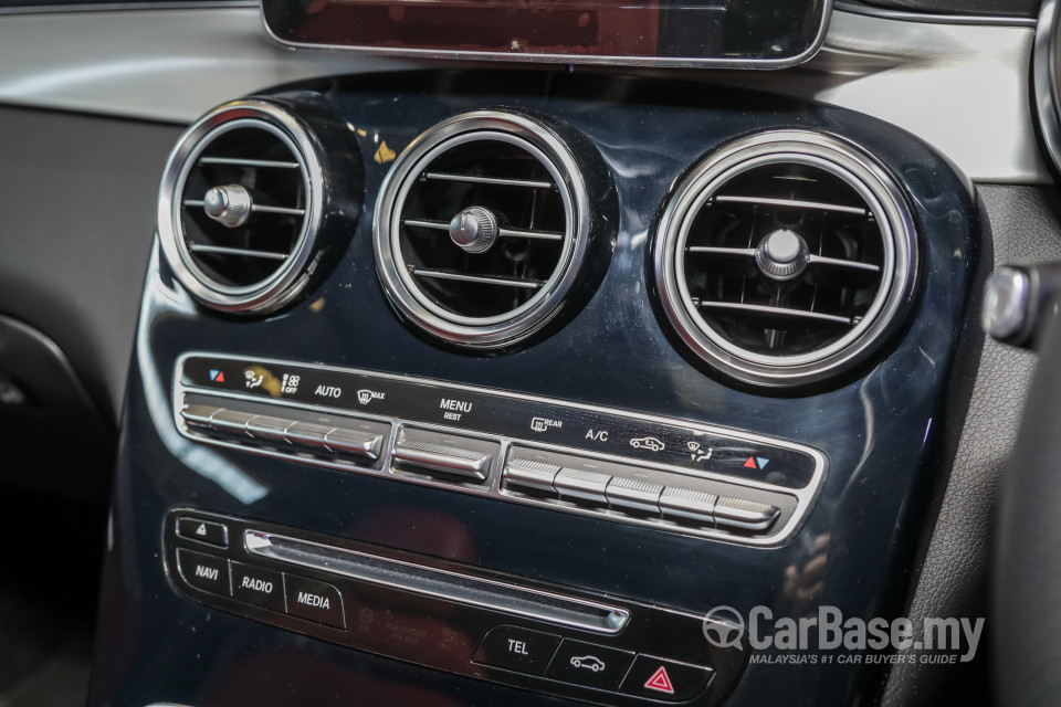 Mercedes-Benz GLC Coupe C253 (2016) Interior
