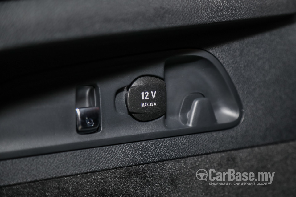 Mercedes-Benz GLC Coupe C253 (2016) Interior