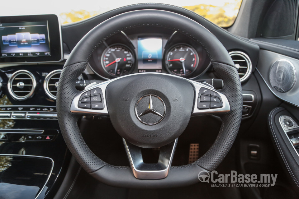 Mercedes-Benz GLC Coupe C253 (2016) Interior