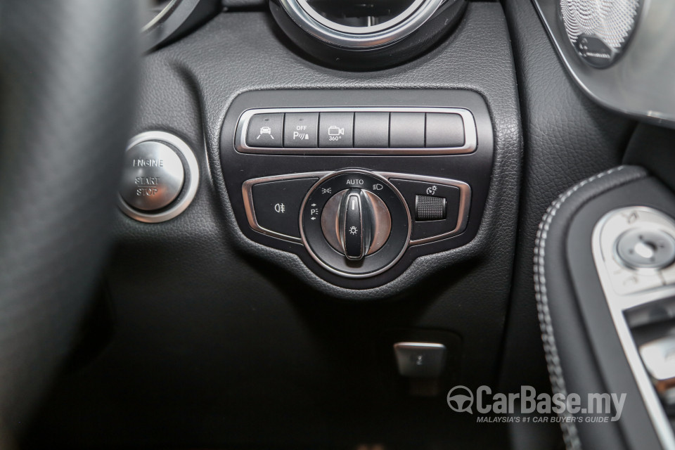 Mercedes-Benz GLC Coupe C253 (2016) Interior